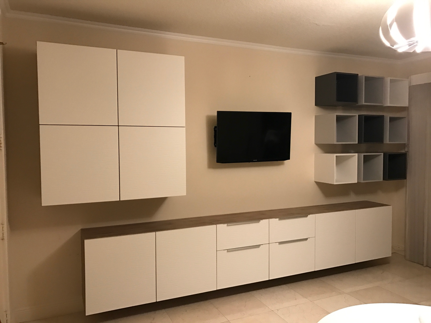 WALL UNITS